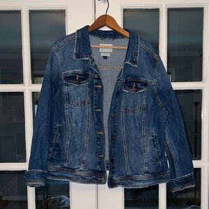 Universal Thread Dark Blue Jean Jacket